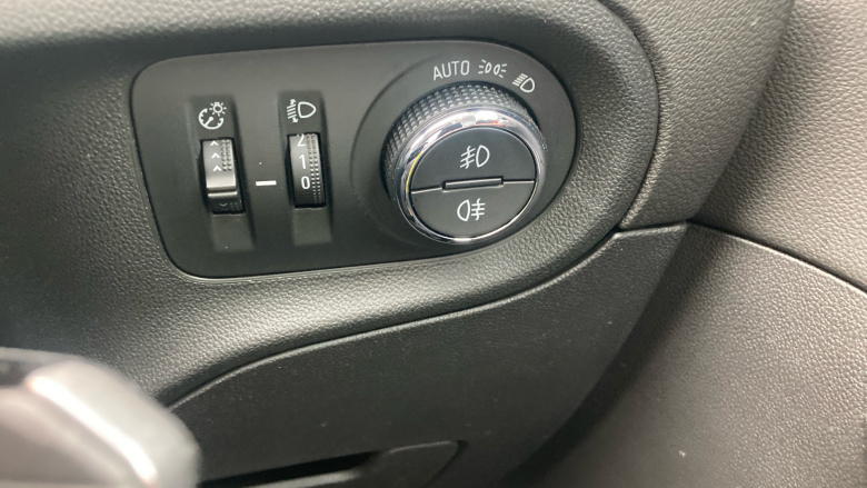 Vauxhall Grandland X 1.2 Turbo Tech Line Nav 5dr Auto [8 Speed] Petrol Hatchback